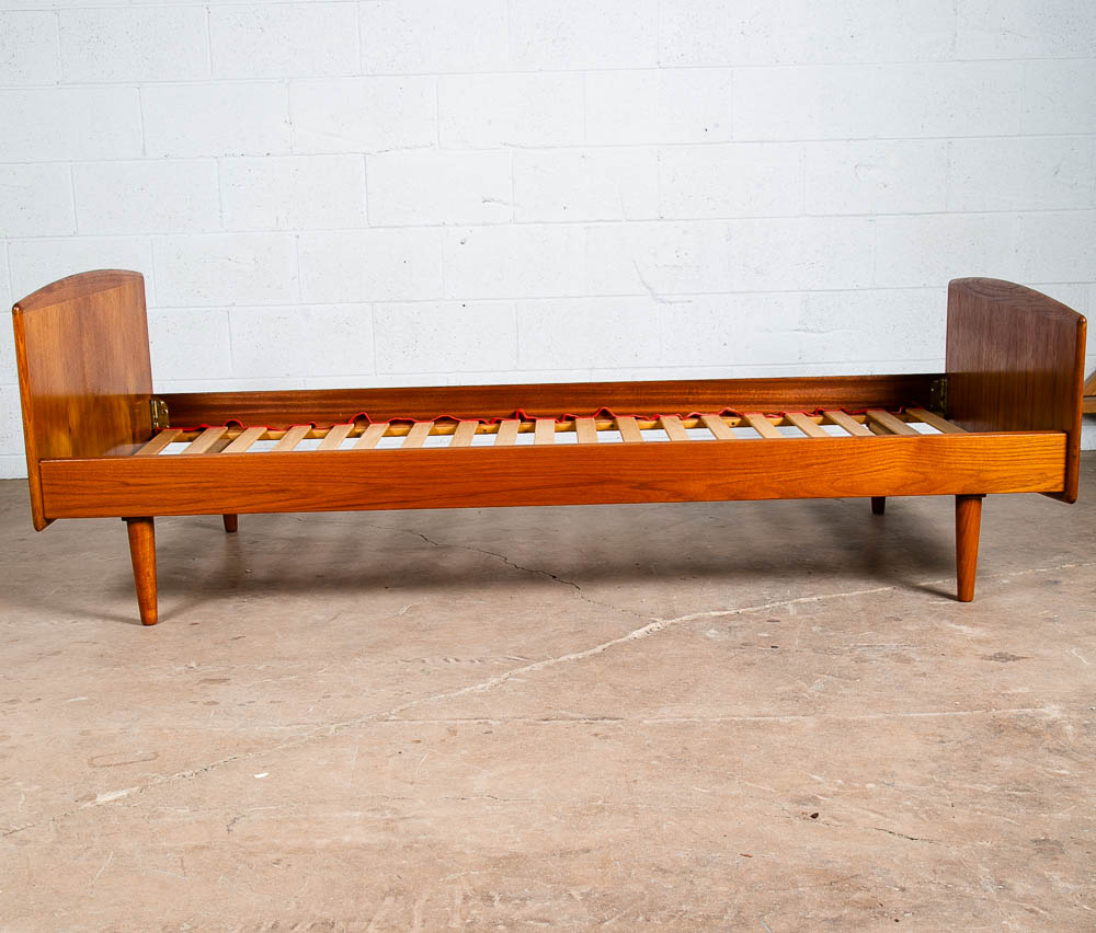 Mid Century Danish Modern Bed Frame Sm Single Teak Denmark Sannemanns Mobler - Image 3