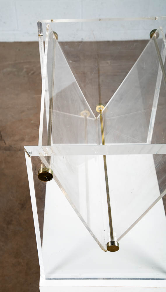 Mid Century Modern Magazine Holder Lucite Brass Modernist Gold Vintage Translucent - Image 8