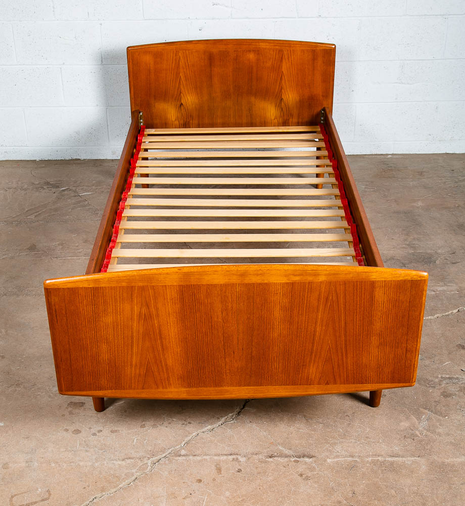 Mid Century Danish Modern Bed Frame Sm Single Teak Denmark Sannemanns Mobler - Image 5