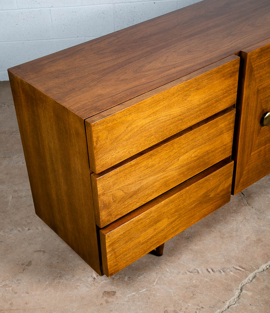 Mid Century Modern Credenza Dresser American Martinsville Walnut Wood 9 Drawer - Image 9