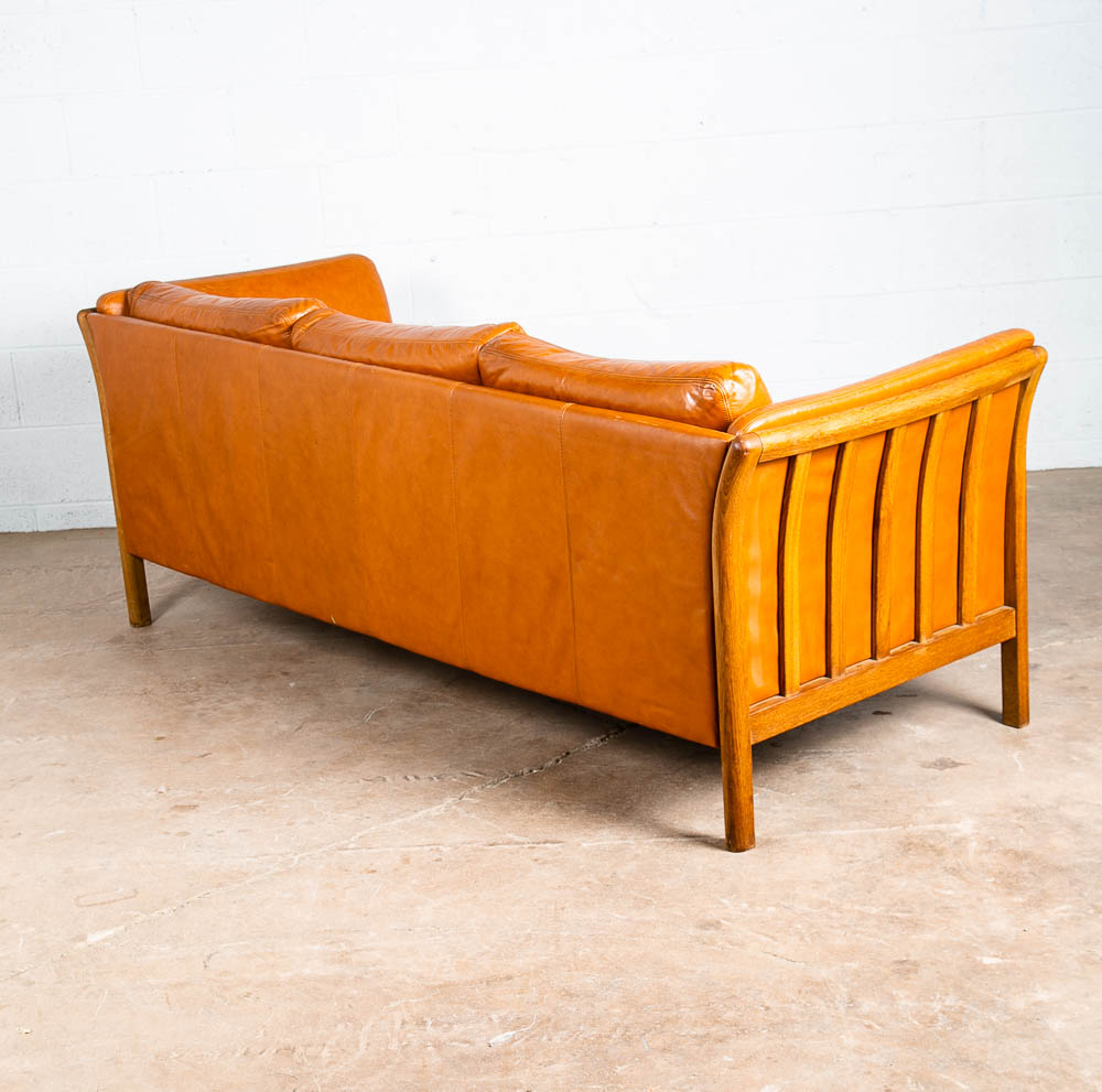 Mid Century Danish Modern Sofa 3 Seater Skalma Tan Leather Cognac Couch Oak Wood - Image 3