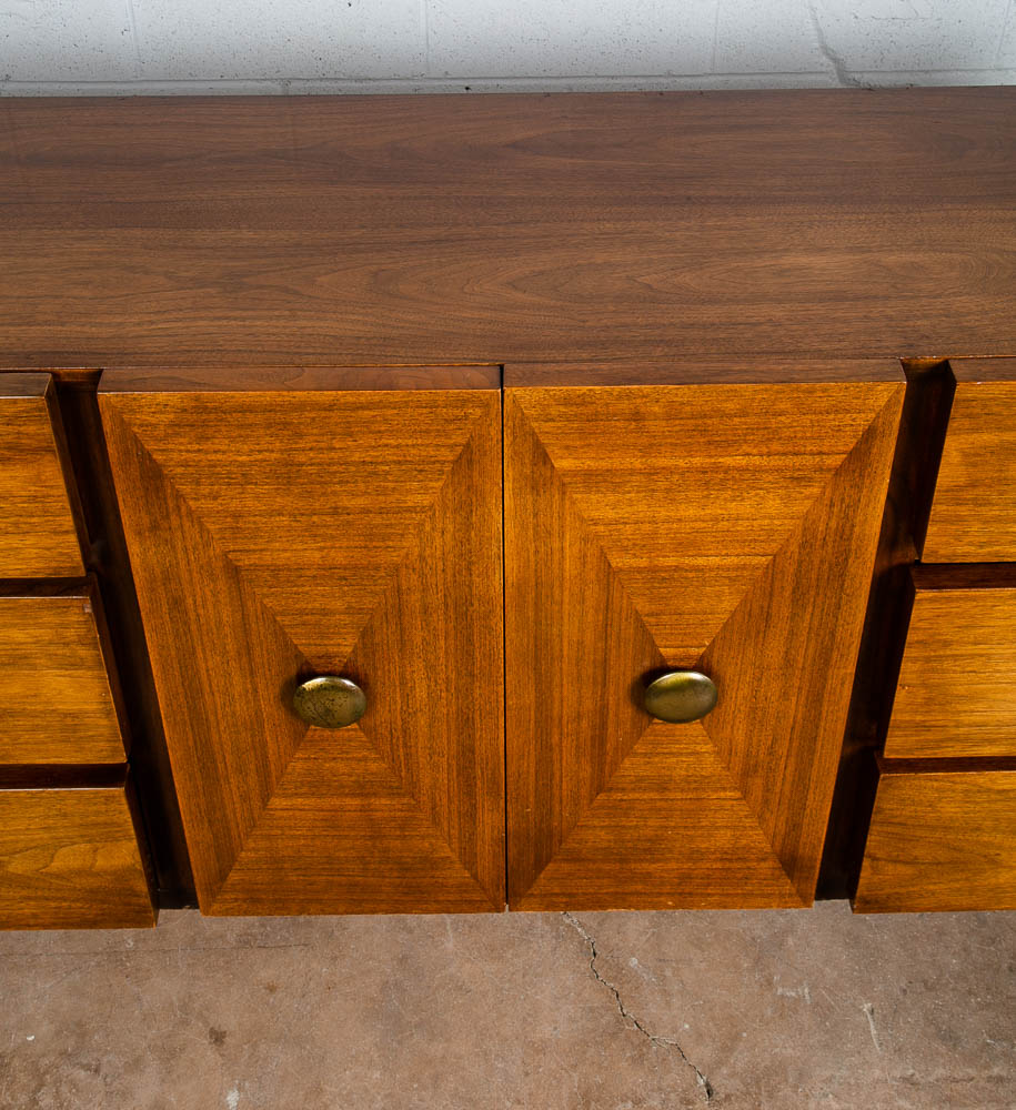 Mid Century Modern Credenza Dresser American Martinsville Walnut Wood 9 Drawer - Image 8