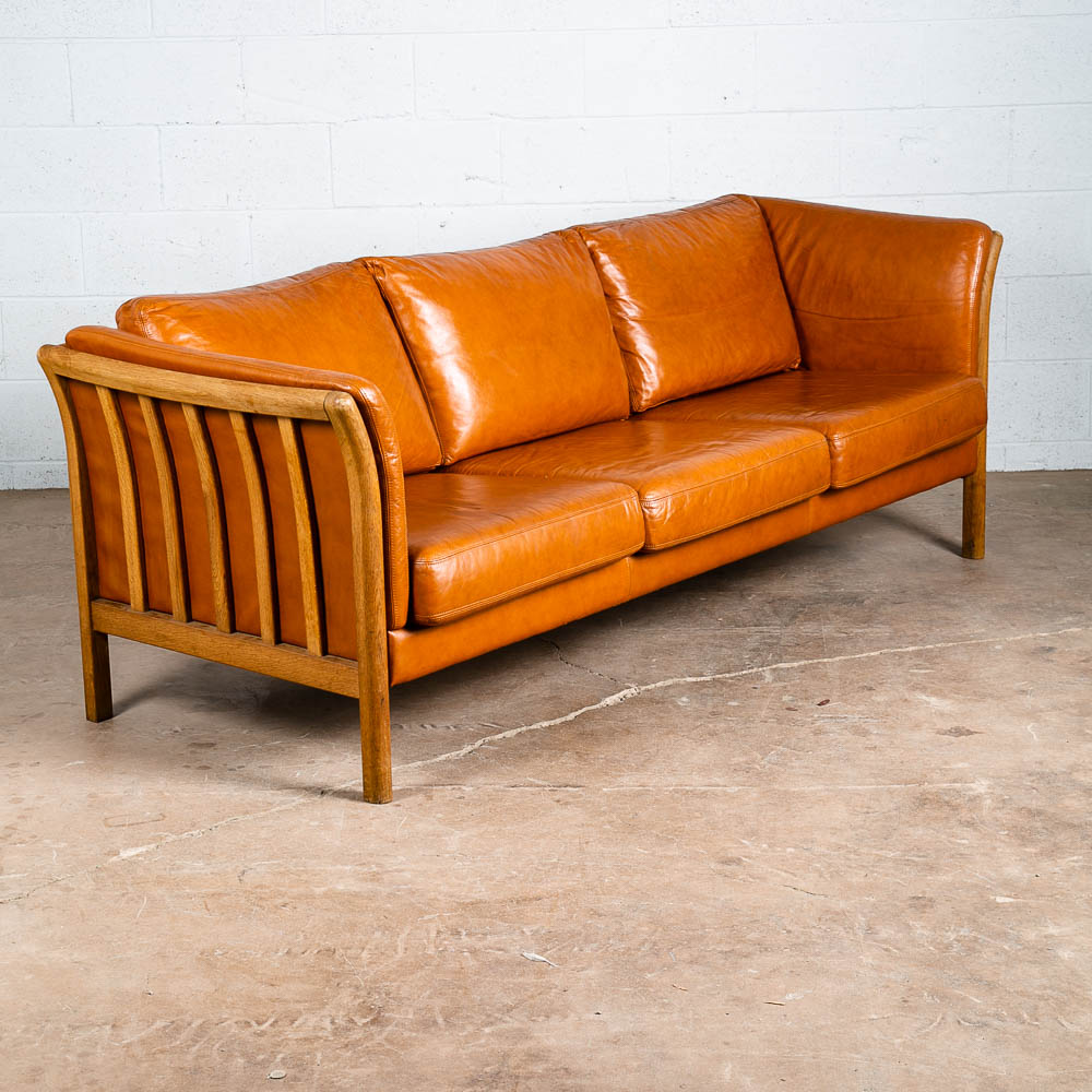Mid Century Danish Modern Sofa 3 Seater Skalma Tan Leather Cognac Couch Oak Wood