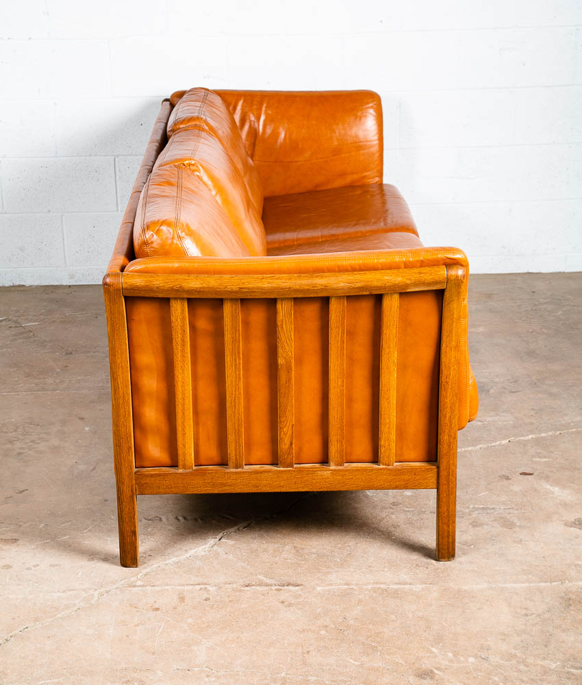 Mid Century Danish Modern Sofa 3 Seater Skalma Tan Leather Cognac Couch Oak Wood - Image 4