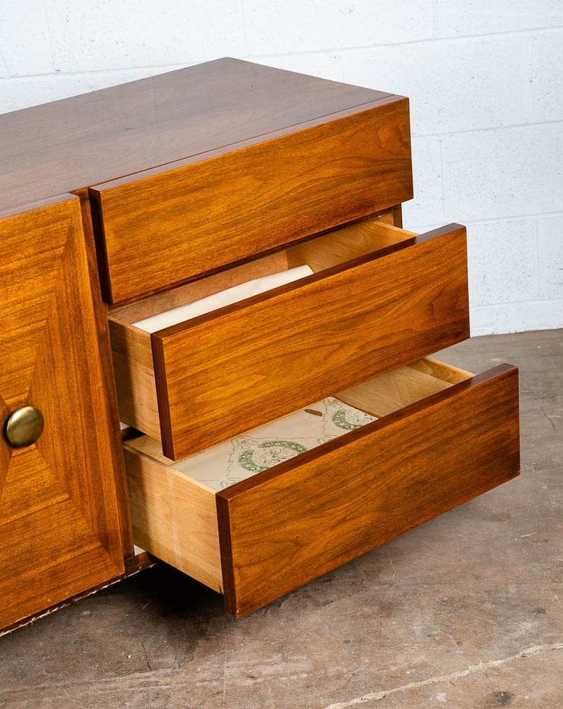 Mid Century Modern Credenza Dresser American Martinsville Walnut Wood 9 Drawer - Image 10