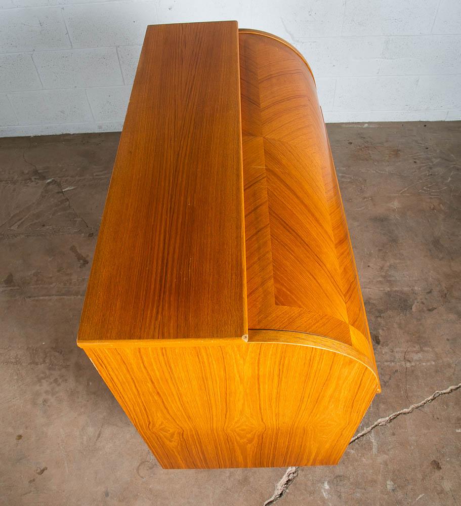 Mid Century Danish Modern Desk Rolltop Secretary Teak Wood Denmark Vintage Legs - Image 3
