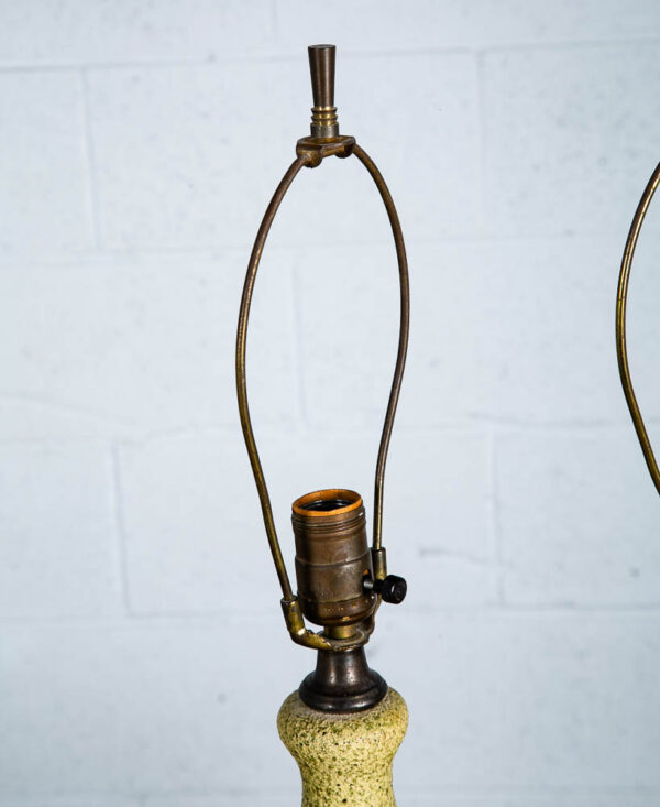 Mid Century Modern Table Lamp Set Pair Tan Ceramic Two Working Brass Vintage VG - Image 5