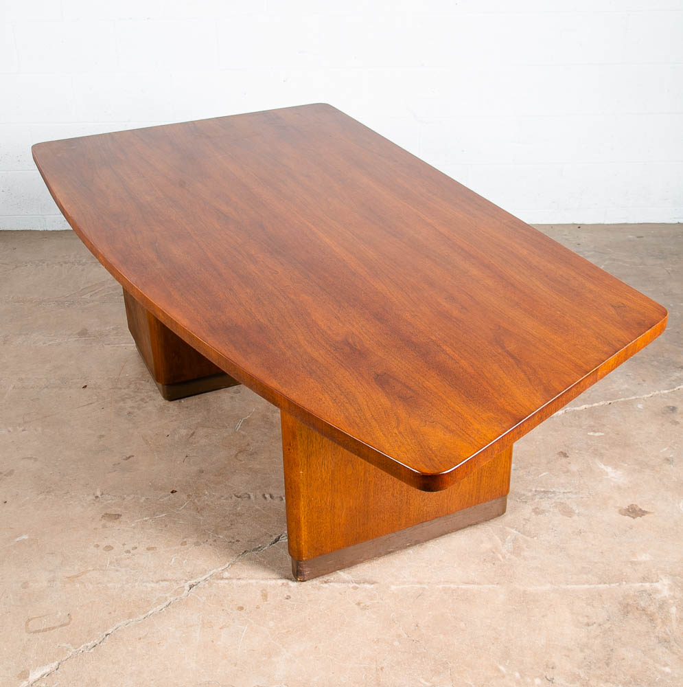 Mid Century Modern Desk Executive Office Stow Davis Boomerang Large Walnut Mcm - Image 4