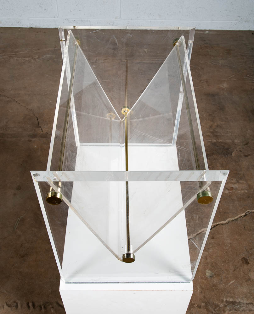 Mid Century Modern Magazine Holder Lucite Brass Modernist Gold Vintage Translucent - Image 9