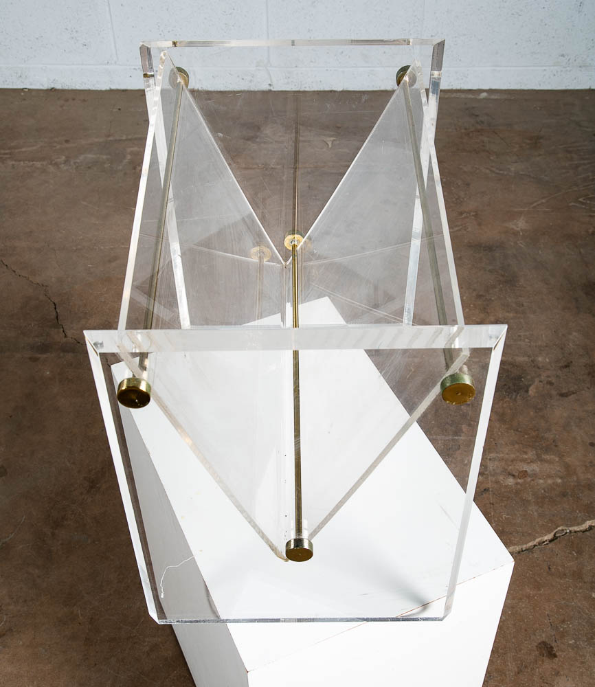 Mid Century Modern Magazine Holder Lucite Brass Modernist Gold Vintage Translucent - Image 4