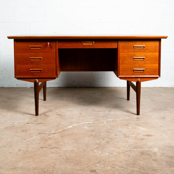 Mid Century Danish Modern Desk Executive Teak Floating 7 Drawer Bookshelf Office - Image 2
