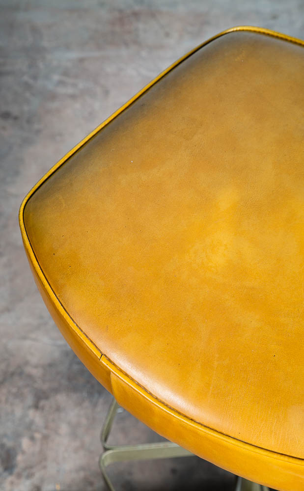 Mid Century Modern Bar Stool Mustard Yellow Metal Back 30" High Swivel Chair Mcm - Image 7