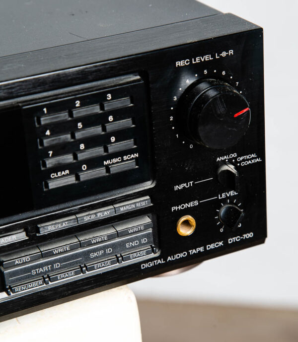 Vintage Sony Cassette Deck DAT DTC-700 Head Tape Player Recorder AS IS Black - Image 6