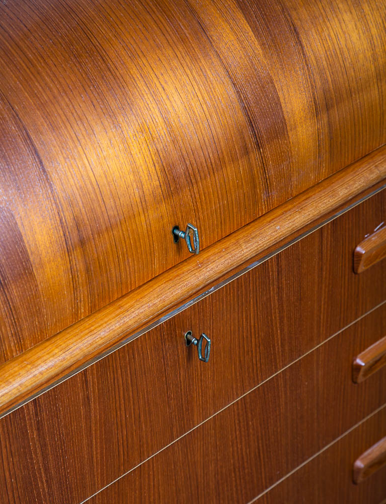 Mid Century Danish Modern Desk Rolltop Secretary Teak Wood Denmark Vintage Locks - Image 12