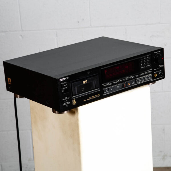 Vintage Sony Cassette Deck DAT DTC-700 Head Tape Player Recorder AS IS Black - Image 8