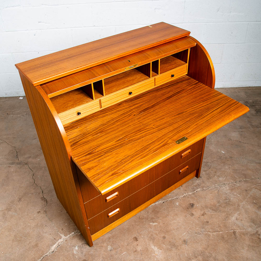 Mid Century Danish Modern Desk Rolltop Secretary Teak Wood Denmark Vintage Locks - Image 9