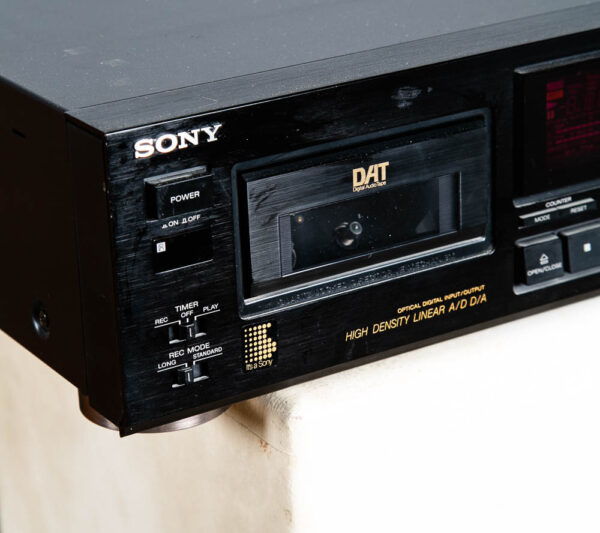 Vintage Sony Cassette Deck DAT DTC-700 Head Tape Player Recorder AS IS Black - Image 7