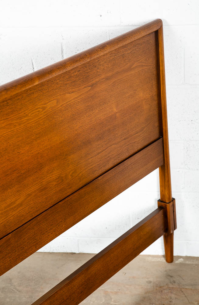 Mid Century Modern Headboard Bed frame Full Henredon Circa '60 Foot Board Walnut - Image 7