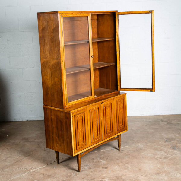 Mid Century Modern Hutch Credenza Broyhill Sculptra China Cabinet Display Glass - Image 9
