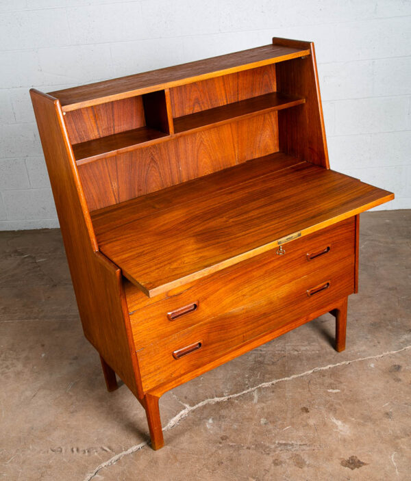 Mid Century Danish Modern Secretary Desk Bureau Denmark Vintage Drawers Vanity - Image 8