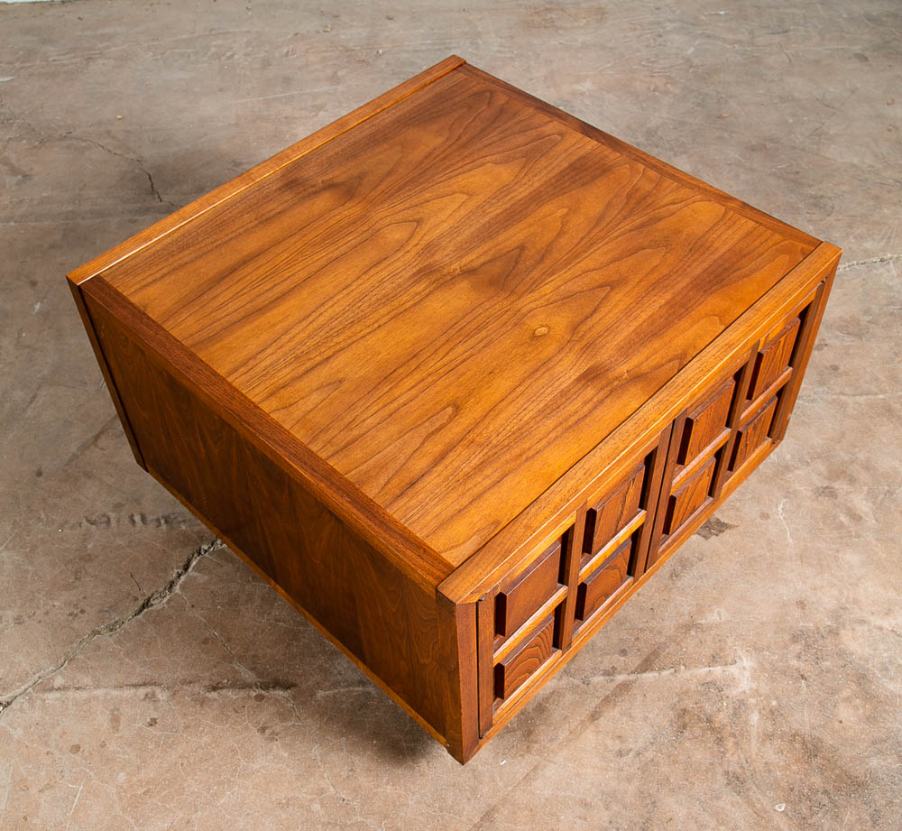 Mid Century Modern Side Table End Square Walnut Restored Cabinet Wood Cubist Mcm - Image 3
