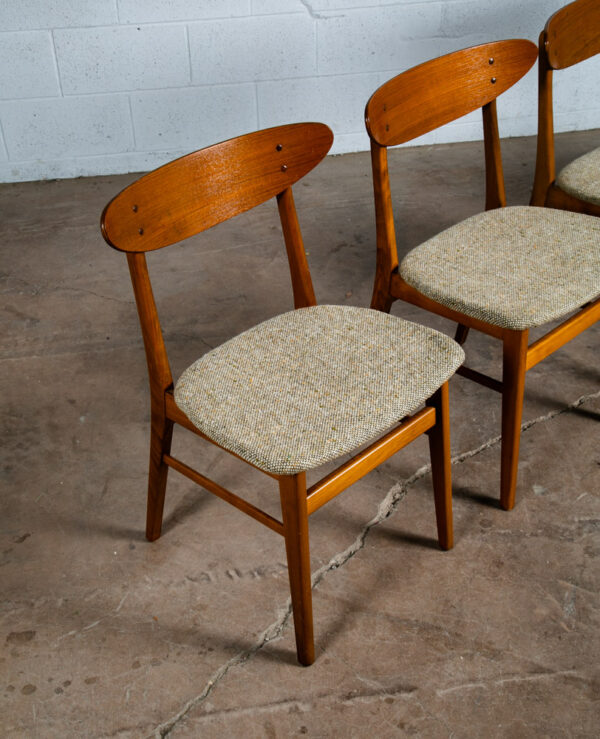 Mid Century Danish Modern Dining Chair Oatmeal Tweed Set 4 Teak Round Copenhagen - Image 8