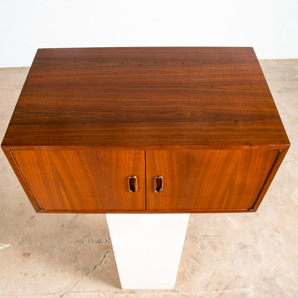 Mid Century Modern Wall Unit Cabinet Omni Unlimited Modular George Nelson Walnut - Image 3