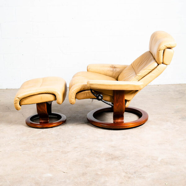 Mid Century Danish Modern Lounge Chair Ekornes Stressless Tan Ottoman Recliner L - Image 12