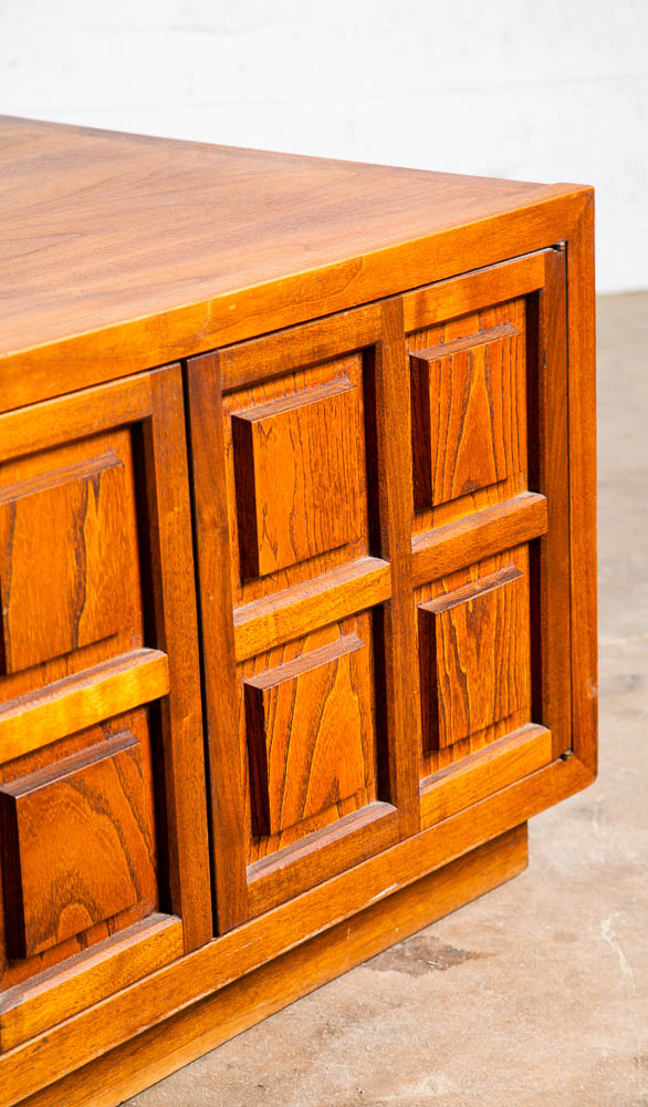 Mid Century Modern Side Table End Square Walnut Restored Cabinet Wood Cubist Mcm - Image 8
