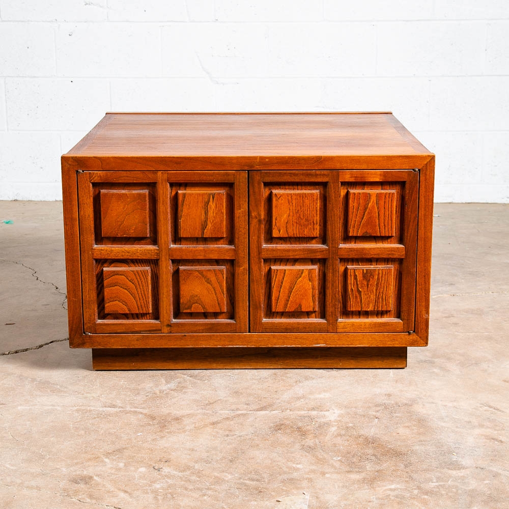 Mid Century Modern Side Table End Square Walnut Restored Cabinet Wood Cubist Mcm - Image 2