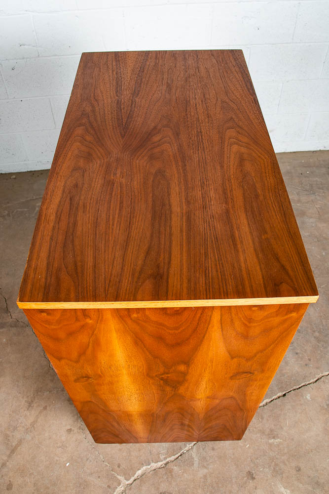 Mid Century Modern Dresser Highboy Walnut 4 Drawer Wood Brass Handle Restored - Image 5