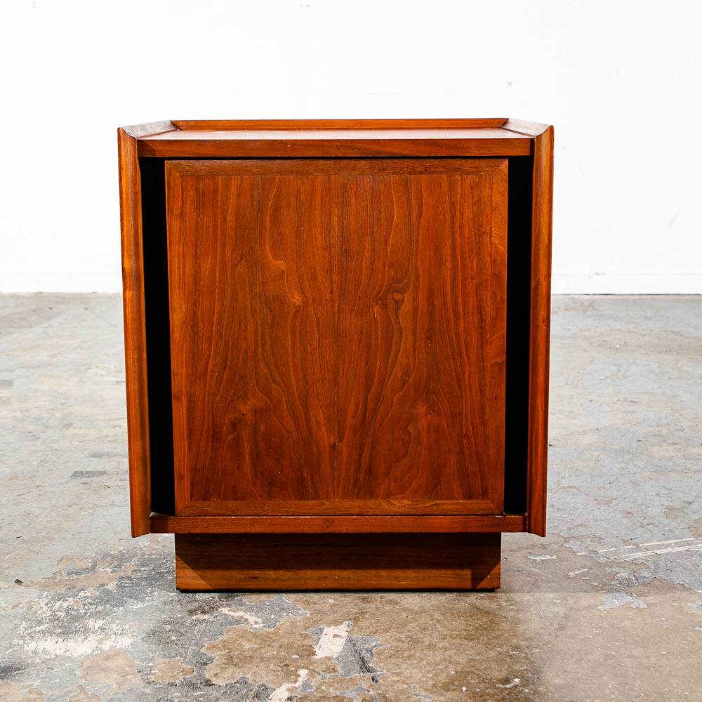 Mid Century Modern Nightstands End Side Tables Dillingham Esprit Walnut Drawer - Image 5