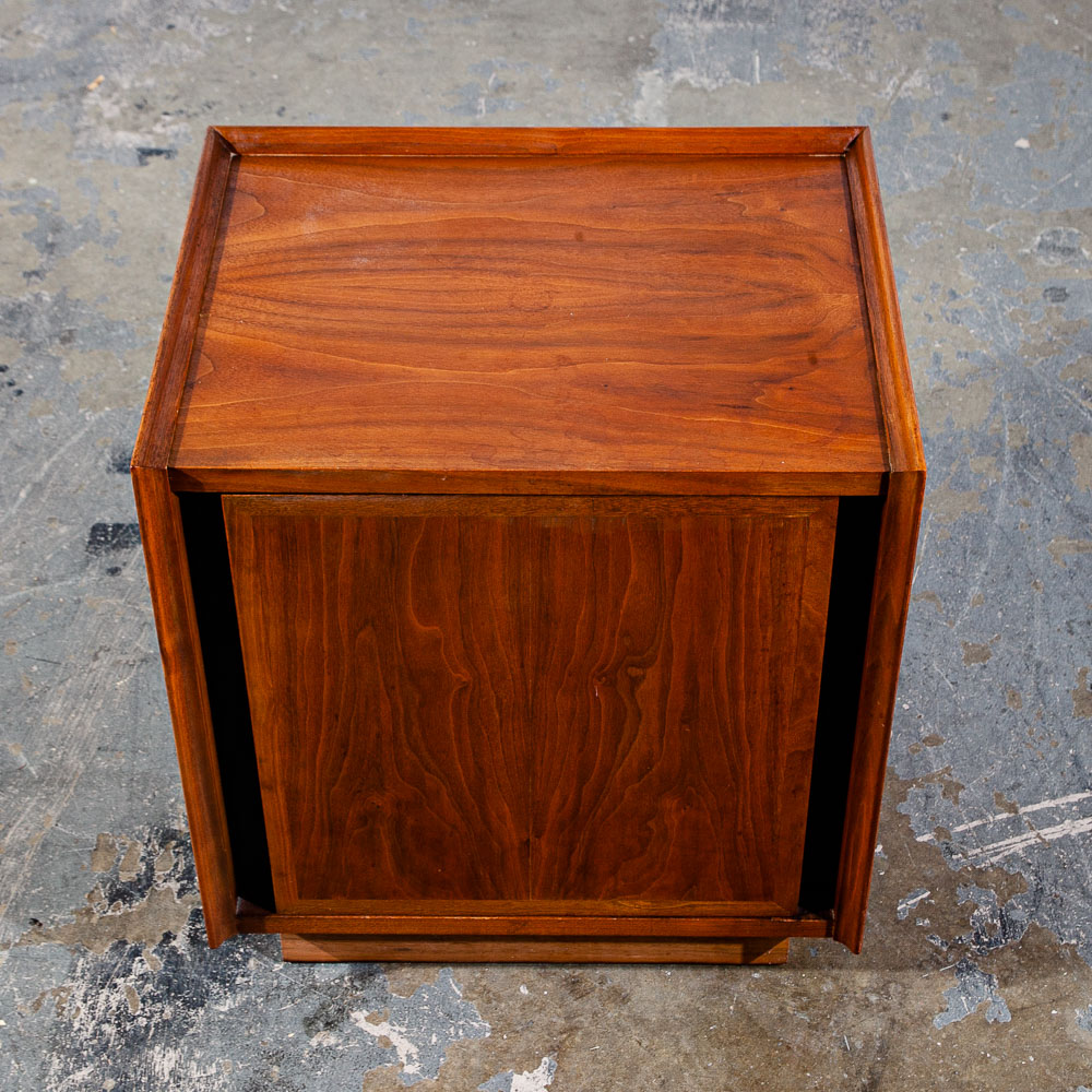 Mid Century Modern Nightstands End Side Tables Dillingham Esprit Walnut Drawer - Image 9