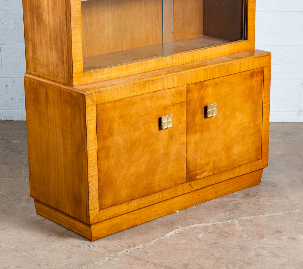 Mid Century Modern China Cabinet Hutch Rway Brass Display Vintage Glass Drawers - Image 8