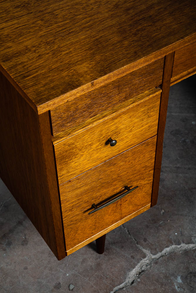 Mid Century Modern Desk Wood Office Executive Mcm 7 Drawer Brass Vintage Mcm 60s - Image 10