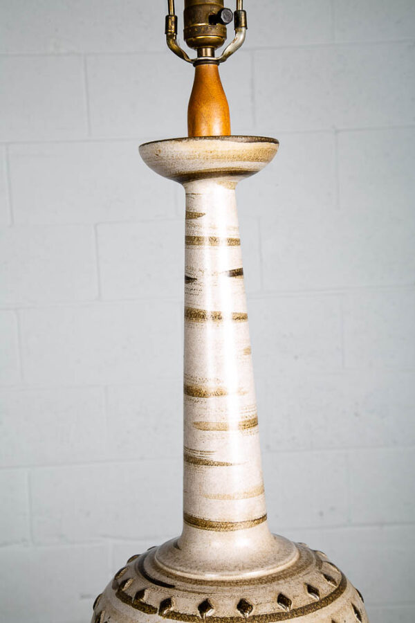 Mid Century Modern Table Lamp Ceramic Walnut Large Art White Brown Textured - Image 11