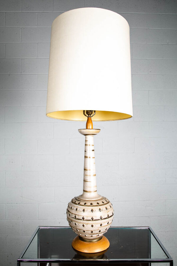 Mid Century Modern Table Lamp Ceramic Walnut Large Art White Brown Textured - Image 8