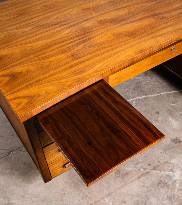 Mid Century Danish Modern Desk Executive Walnut 9 Drawer Locking Wood Alma Mcm - Image 8