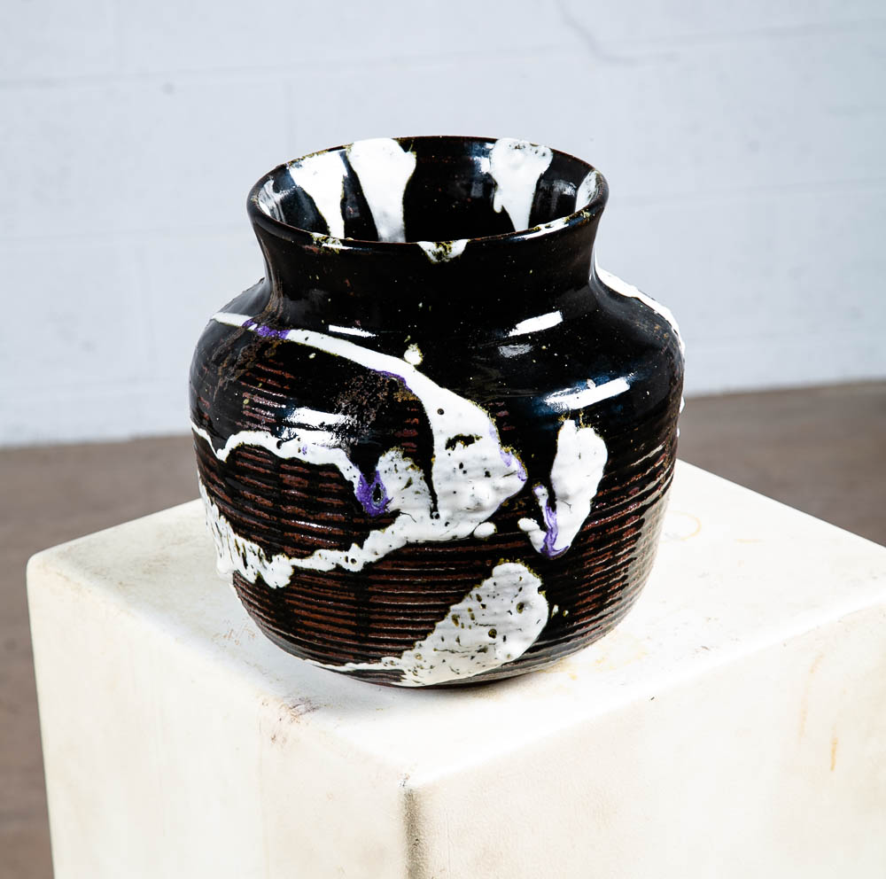 Mid Century Modern Vase Pot Studio Ceramic Bowl Signed Lester White Black Purple - Image 7
