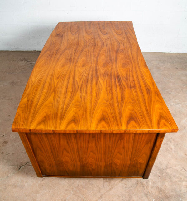 Mid Century Danish Modern Desk Executive Walnut 9 Drawer Locking Wood Alma Mcm - Image 5