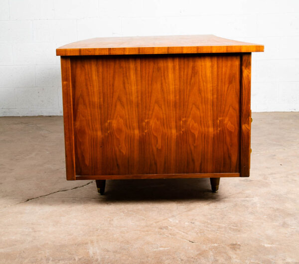 Mid Century Danish Modern Desk Executive Walnut 9 Drawer Locking Wood Alma Mcm - Image 9