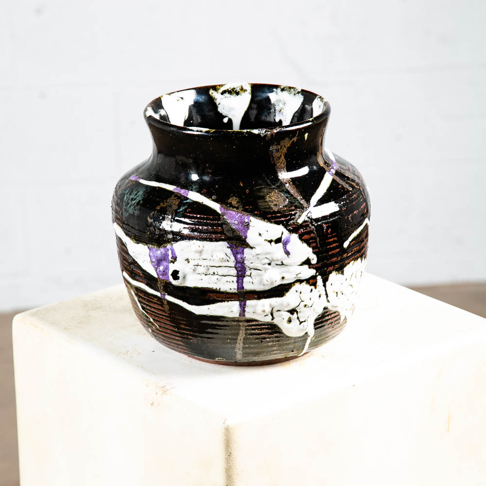Mid Century Modern Vase Pot Studio Ceramic Bowl Signed Lester White Black Purple