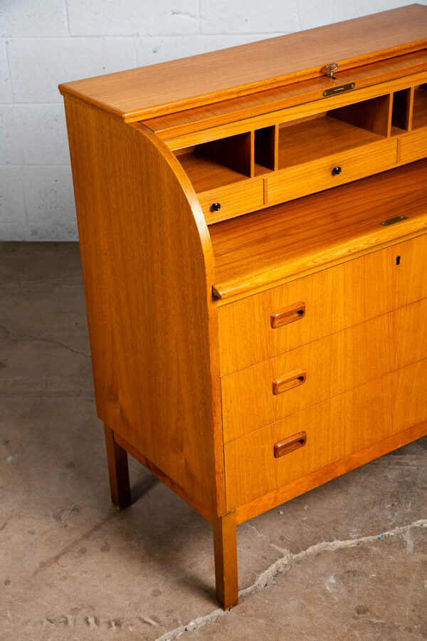 Mid Century Danish Modern Desk Rolltop Secretary Teak Wood Denmark Vintage Legs - Image 8