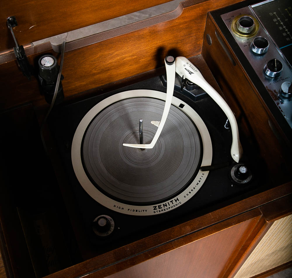 Mid Century Modern Stereo Console Credenza Record Player Hifi Radio Zenith Mcm - Image 8