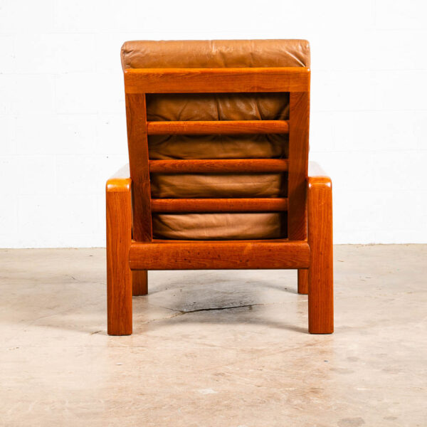 Mid Century Danish Modern Lounge Chair Komfort Tan Leather Denmark Solid Teak VG - Image 4