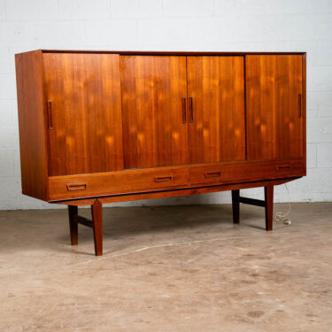 Mid Century Danish Modern Credenza Highboard Sideboard Sliding Teak 4 Doors Bar