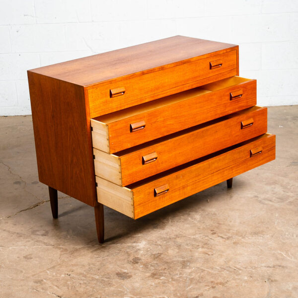 Mid Century Danish Modern Chest of Drawers Dresser Teak Borge Mogensen Søborg M - Image 8