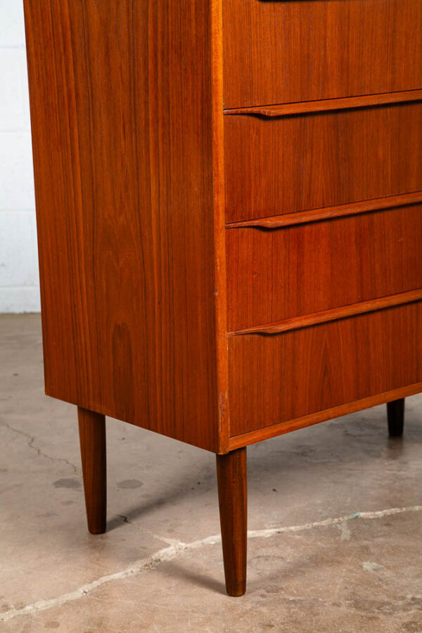 Mid Century Danish Modern Chest of Drawers Dresser Teak Vintage Locking 4 Mcm - Image 4