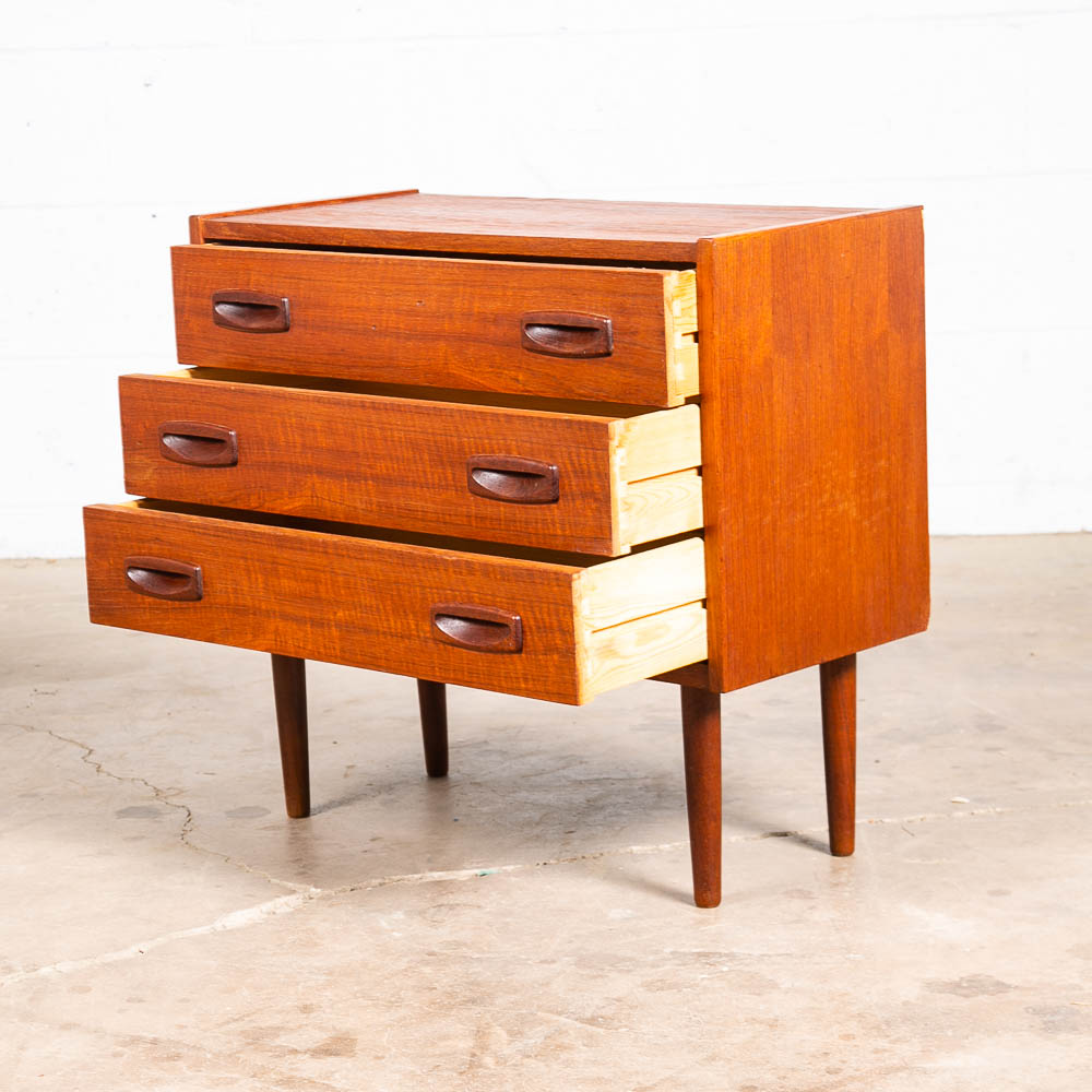 Mid Century Danish Modern Chest Drawers Dresser 3 drawer Teak Wood Denmark Table - Image 3