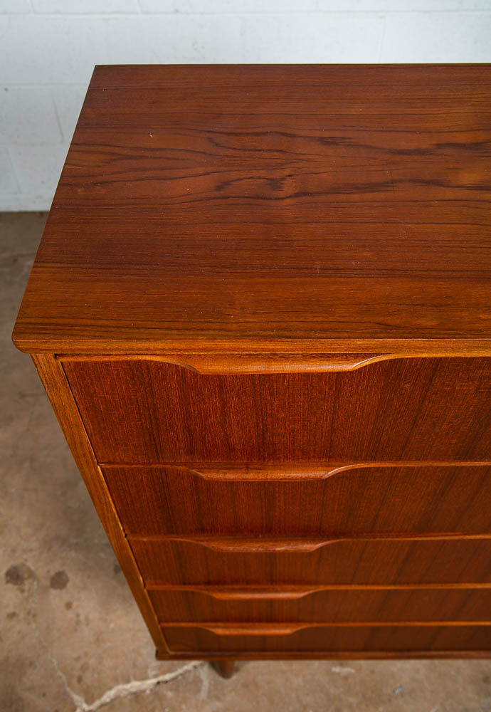 Mid Century Danish Modern Highboy Dresser 5 Drawer Teak Handles Denmark Tall Mcm - Image 9